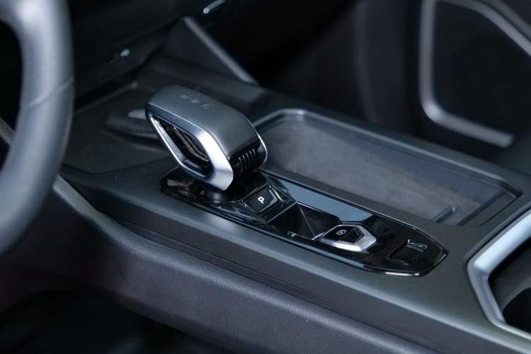 Used  Horizon 2024 415 km Two-Wheel-Drive Science & Innovation Edition
