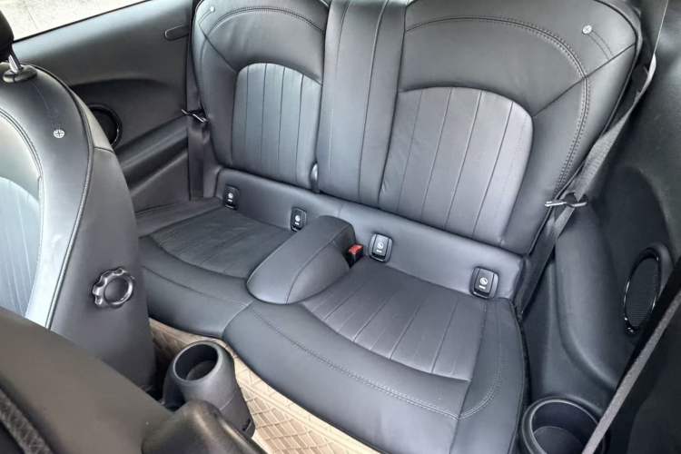 Used  MINI 2022 2.0T COOPER S Artist
