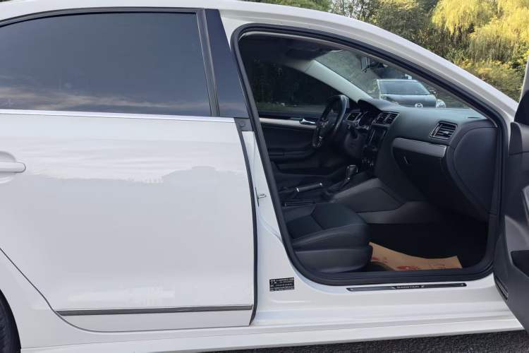 Used Volkswagen Sagitar 2018 280TSI DSG Ignite Edition
