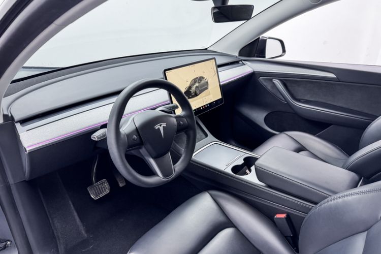 Used Tesla Model Y 2024 Rear-Wheel-Drive Version