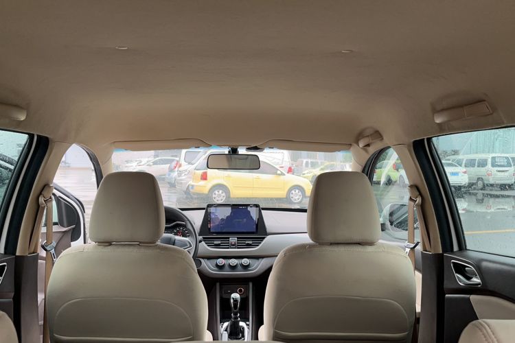 Used Baojun 310W 2017 1.5L Manual Comfort Model China V Standard