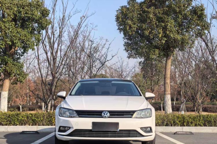 Used Volkswagen Lamando 2017 230TSI DSG Fashion Edition
