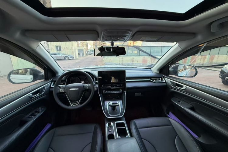 Used Haval M6 2021 PLUS 1.5T DCT Luxury Smart Connectivity Model
