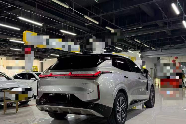 Used Lynk & Co 08 EM-P 2023 245km Ultra-Long Range Halo
