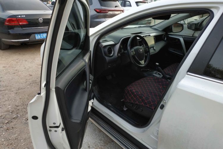 Used Toyota RAV4 2016 2.5L Automatic 4x4 Elite Edition