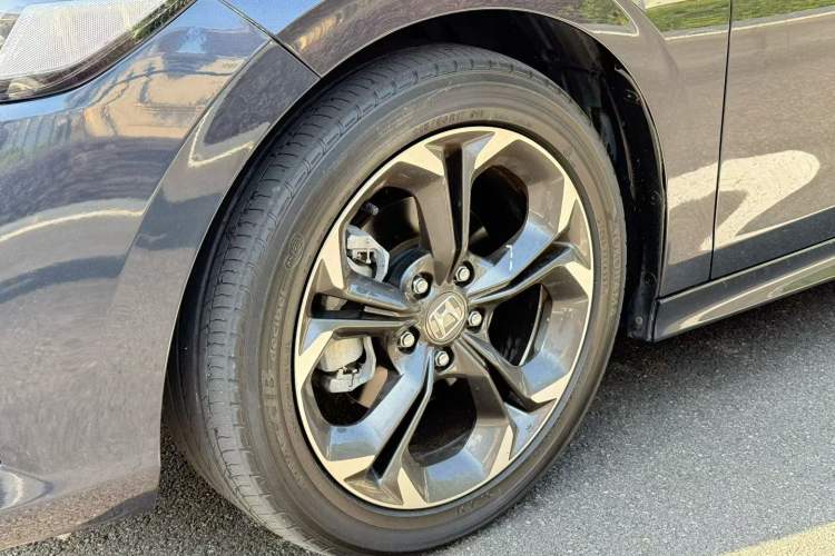 Used Honda Civic 2022 240TURBO CVT Dynamic Control Version
