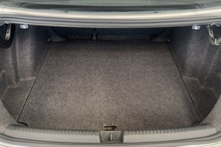 Used Volkswagen Sagitar 2012 1.4TSI Automatic Fashion Edition
