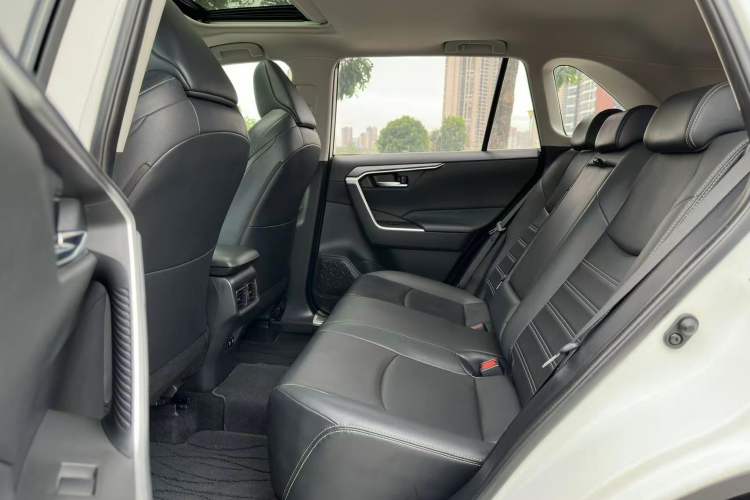 Used Toyota Wildlander 2020 2.0L CVT Two-Wheel Drive Luxury Edition