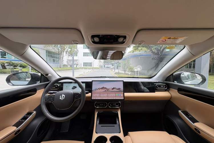 Used Leapmotor C01 2024 Range-Extended 316 Deluxe Edition
