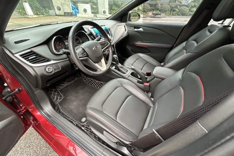 Used Chevrolet Monza 2020 Light Hybrid RS 330T Automatic Comfort Edition