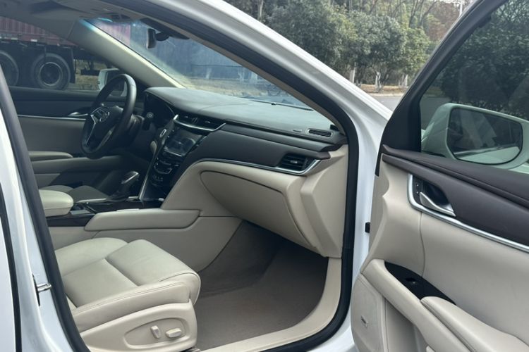 Used Cadillac XTS 2014 28T Comfort Version