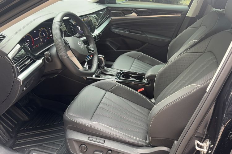 Used Volkswagen Passat 2024 330TSI Elite Edition
