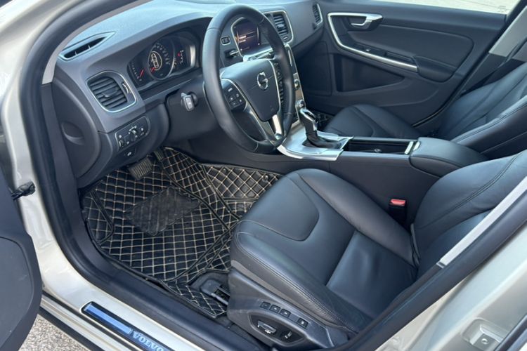 Used Volvo S60 2019 S60L Facelift T5 Intelligent Advanced Edition
