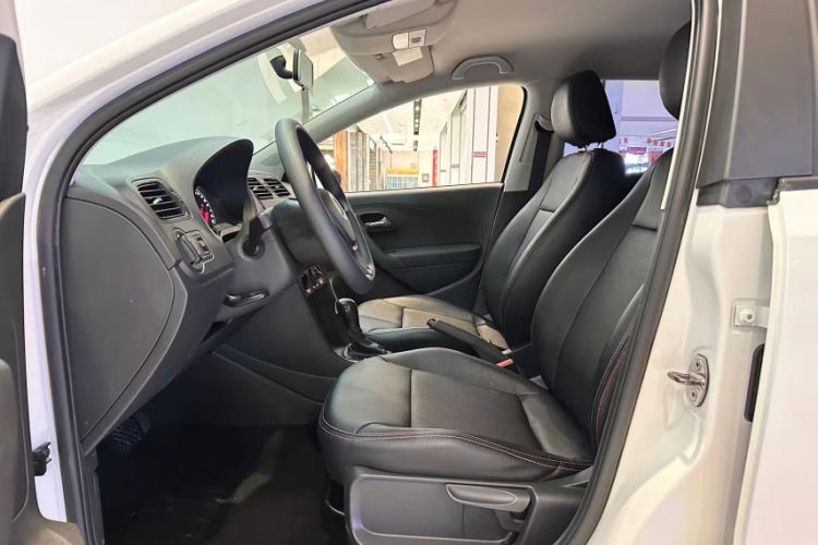 Used Volkswagen Polo 2016 1.4L Automatic Trendy Model
