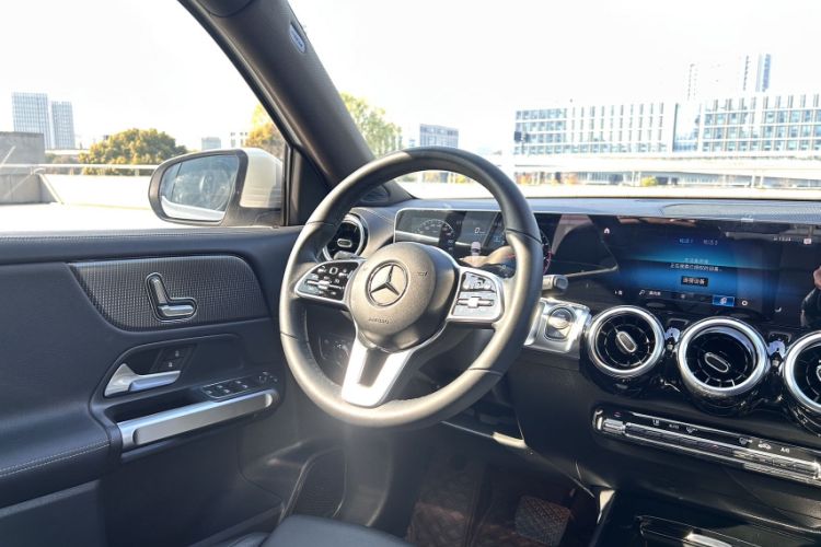 Used Mercedes-Benz GLB 2020 GLB 200 Dynamic Edition
