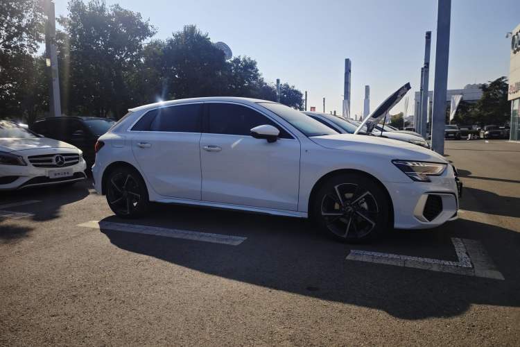 Used Audi A3 2022 Sportback 35 TFSI Fashionable Sports Model
