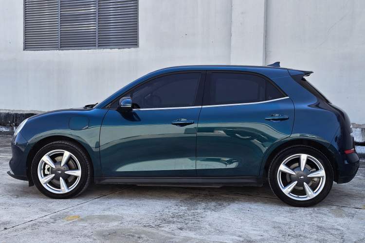 Used ORA Good Cat 2023 401 km Standard Range Luxury Version Lithium Iron Phosphate
