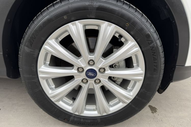 Used Ford Kuga 2017 EcoBoost 180 Four-Wheel Drive Luxury Wing Model
