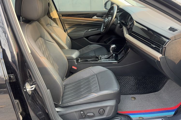 Used Volkswagen Passat New Energy 2020 430 PHEV Hybrid Luxury Edition China VI Standard
