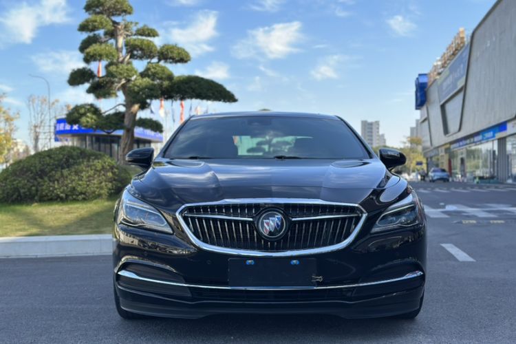 Used Buick LaCrosse 2018 28T Luxury Edition