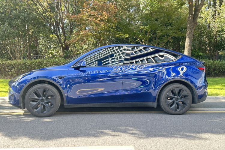 Used Tesla Model Y 2024 Rear-Wheel-Drive Version