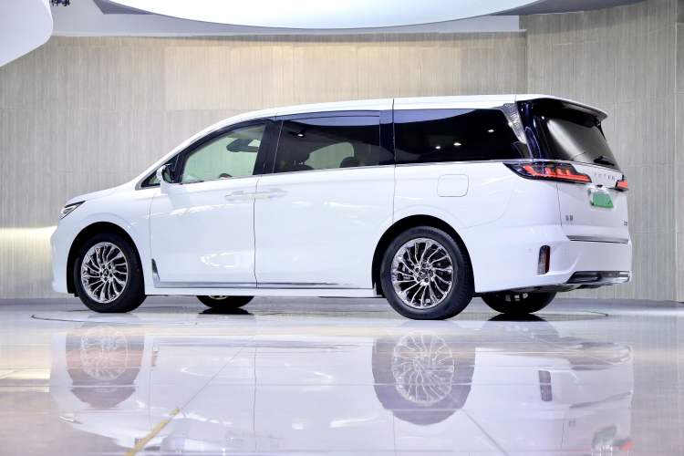 Used VOYAH Dream 2024 PHEV Ultra-Long Range Flagship Edition