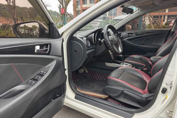 Used Changan Eado 2015 1.6L Automatic Junku Model China IV Standard
