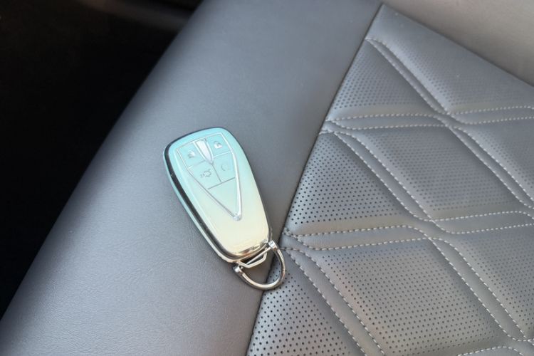 Used Changan CS75 PLUS 2023 3rd Generation 1.5T Automatic Prestige Model
