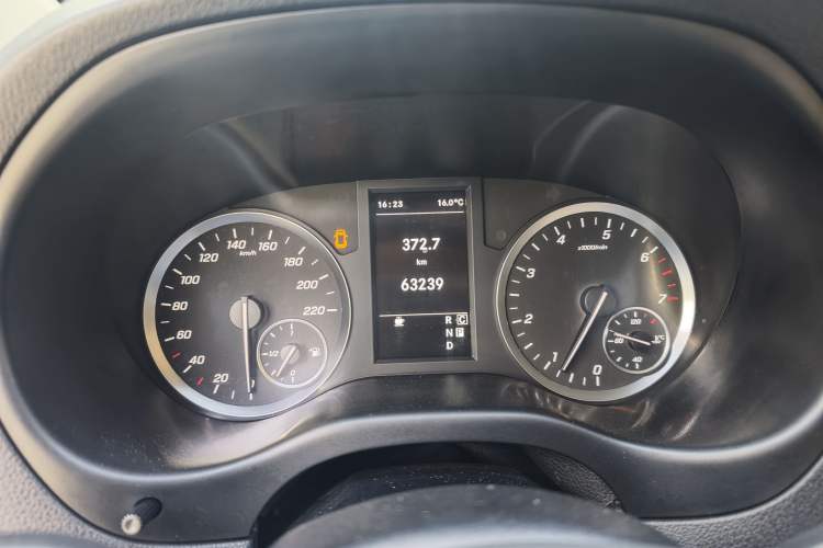 Used Mercedes-Benz Vito 2023 2.0T Business Version 7 Seats