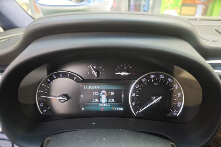 Used Buick GL8 2017 ES 28T Flagship Model China V Standard
