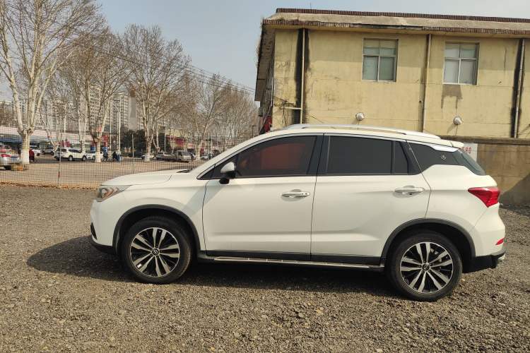 Used GAC Trumpchi GS4 2016 235T G-DCT Luxury Edition
