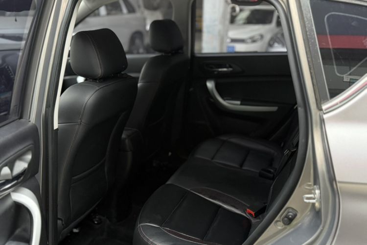 Used Changan CS35 2016 1.6L Automatic Luxury Model China V Standard