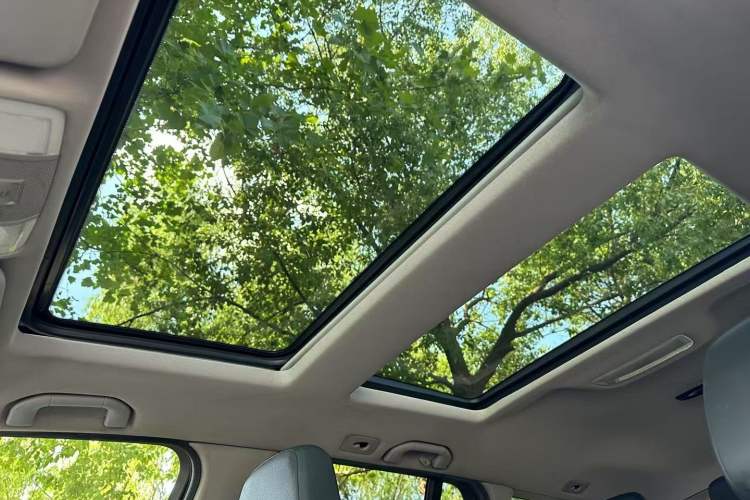 Used Mercedes-Benz GLK-Class 2014 GLK 260 4MATIC Dynamic Model