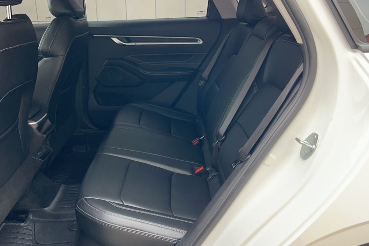 Used Geely Auto Emgrand 2025 4th Generation 1.5L Manual – Dragon Edition
