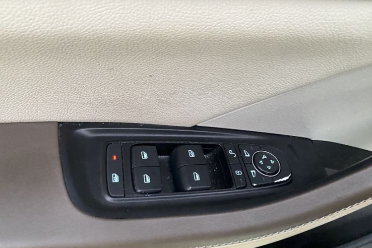 Used BYD Qin PLUS 2024 HONOR Edition DM-i 55KM Leading Model
