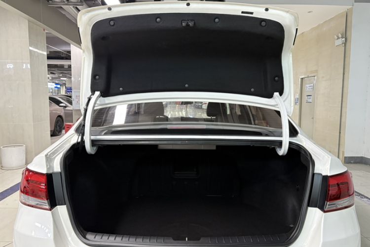 Used Kia K4 2014 1.8L Automatic DLX
