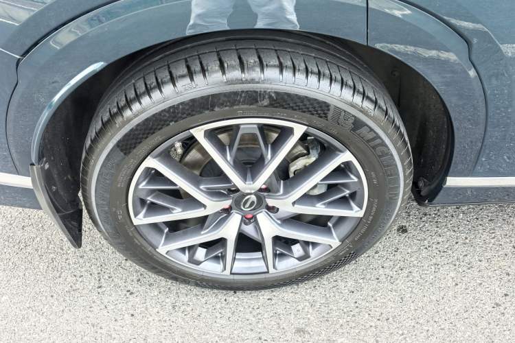 Used GAC Trumpchi GS8 2022 Dual-Engine Series 2.0TM Four-Wheel Drive Prestige Edition (6 Seats)
