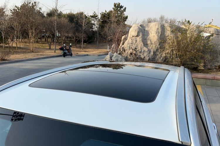 Used Geely Auto Emgrand X7 Sport 2018 1.8TD Automatic Two-Wheel Drive Smart Connect 4G Internet Edition