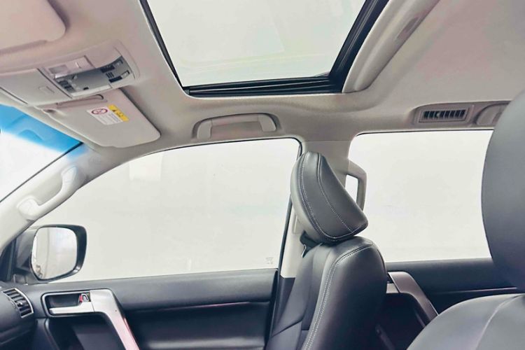 Used Toyota Prado 2018 3.5L Automatic TX
