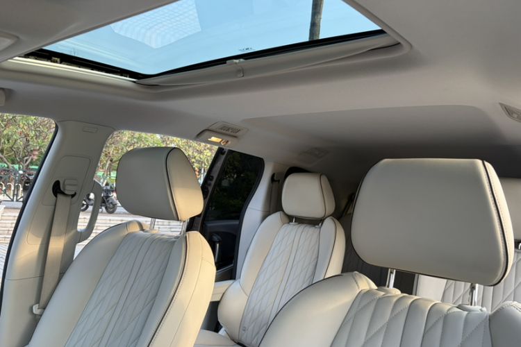 Used Buick GL8 2022 Land Business Class 652T Luxury Model
