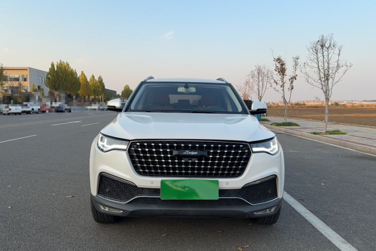 Used Zotye T700 2017 1.8T Dual-Clutch Luxury Model

