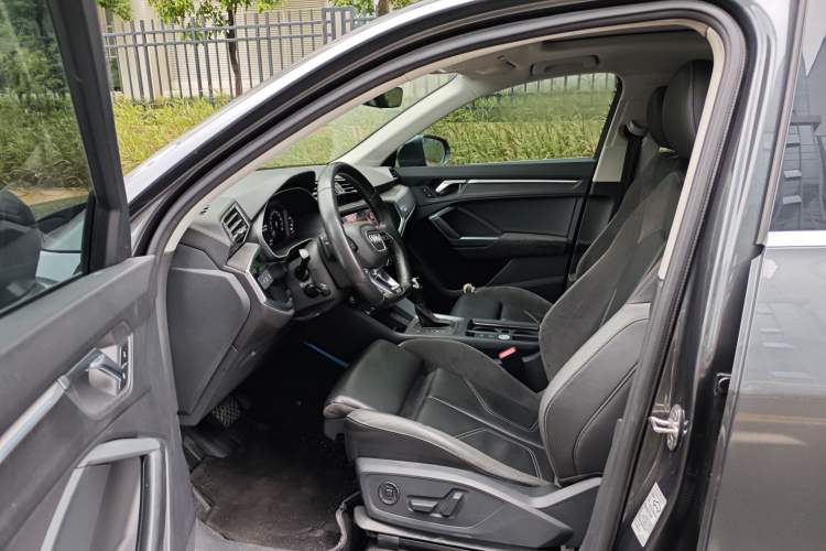 Used Audi Q3 Sportback 2020 40 TFSI Fashion Model
