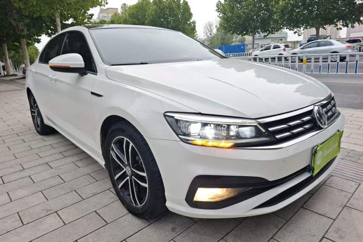 Used Volkswagen Lamando 2021 Facelift 280TSI DSG Comfort Edition (Manual Air Conditioning)
