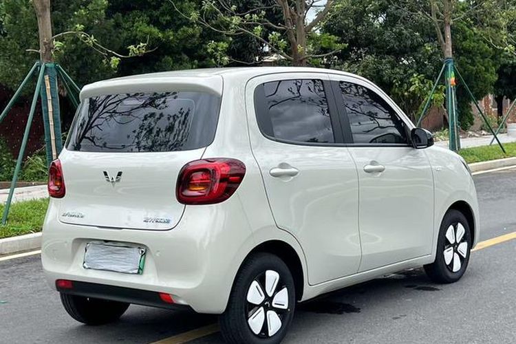 Used Wuling Hongguang MINIEV 2025 Four-Door Version Advanced Edition
