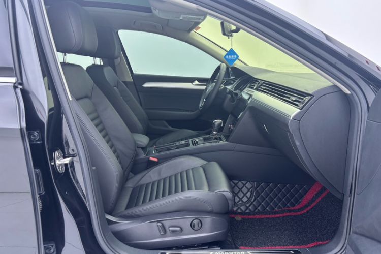 Used Volkswagen Magotan 2019 330TSI DSG Leading Edition China V Standard
