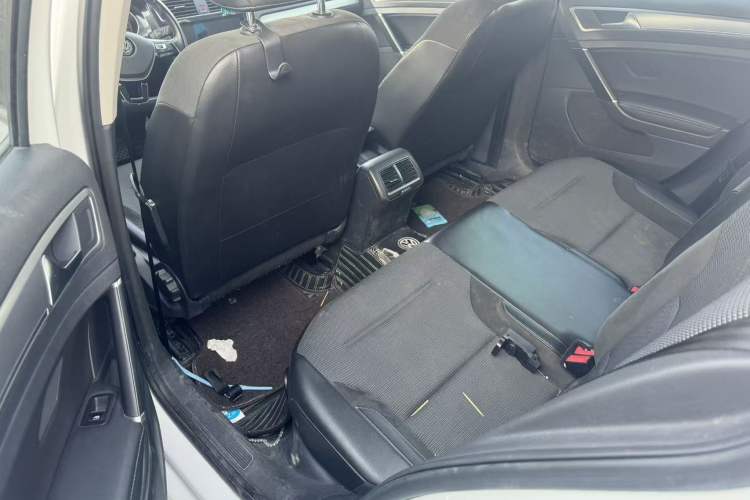 Used Volkswagen Golf 2018 1.6L Automatic Comfort Model
