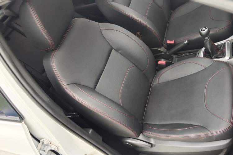 Used Brilliance V3 2015 1.5L Manual Smart Version
