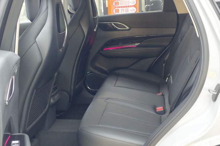 Used Hongqi HS3 PHEV 2024 PHEV 115km Jingwei Edition
