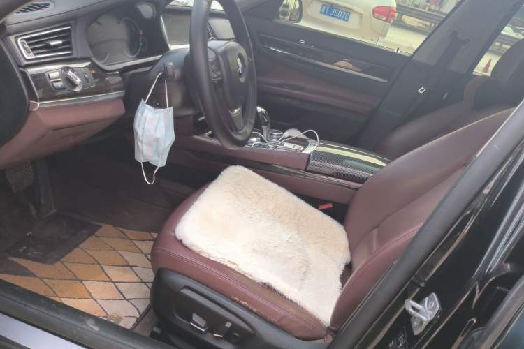 Used BMW 7 Series 2013 730Li Leading Model
