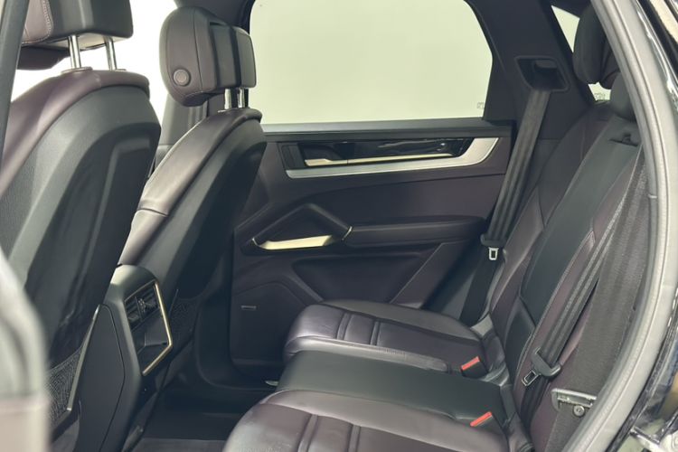 Used Porsche Cayenne E-Hybrid 2024 Cayenne E-Hybrid 2.0T